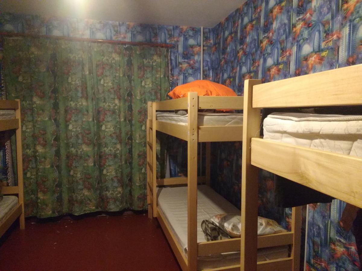 Yourhostel Khar'Kovskii Kiev Ngoại thất bức ảnh