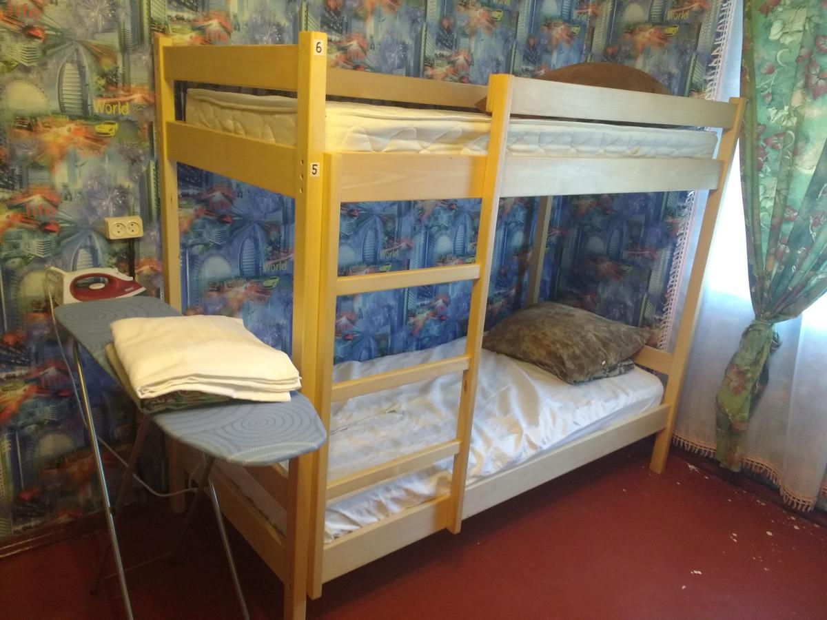 Yourhostel Khar'Kovskii Kiev Ngoại thất bức ảnh